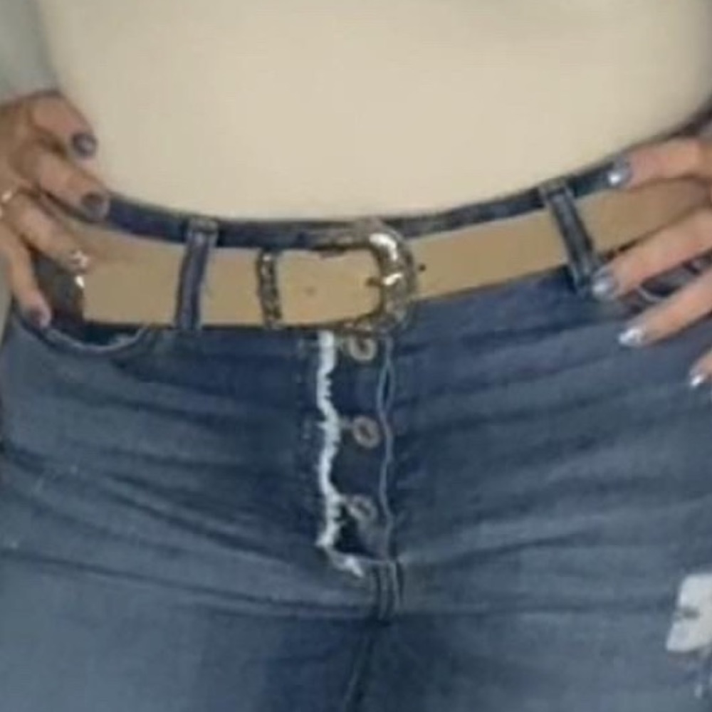 Classic Designed Buckle Belts